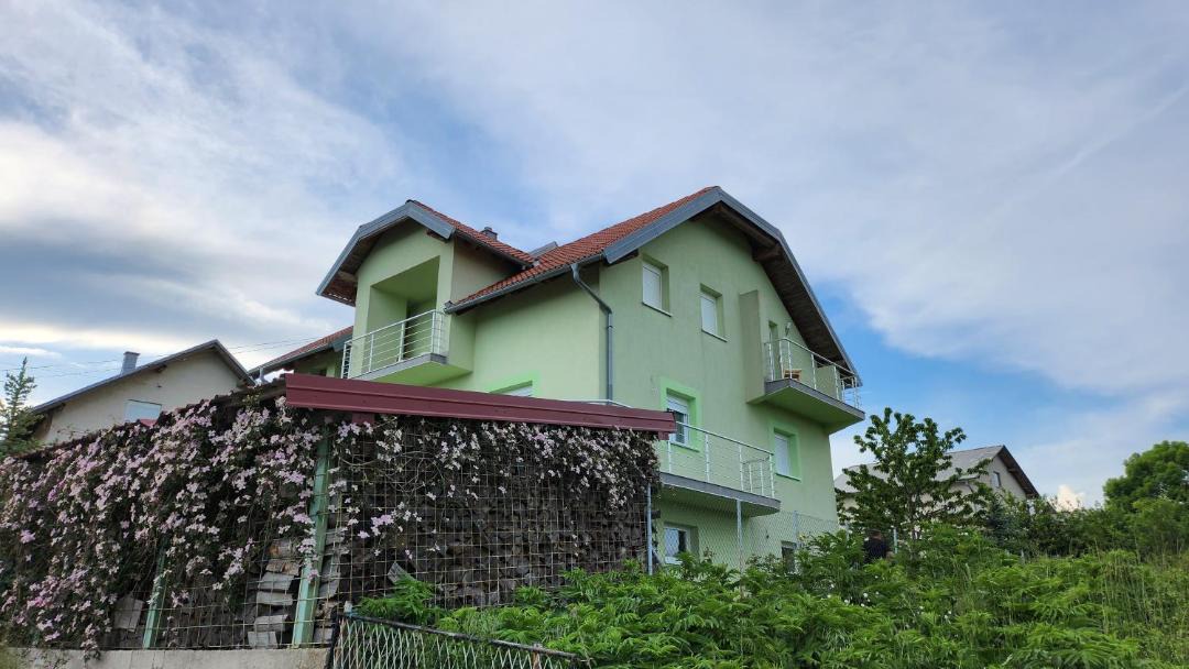 Photo of Buildings in Udbina