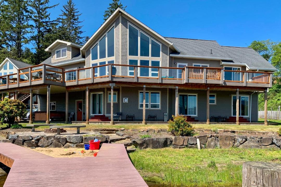 Photo of Others in Lincoln City