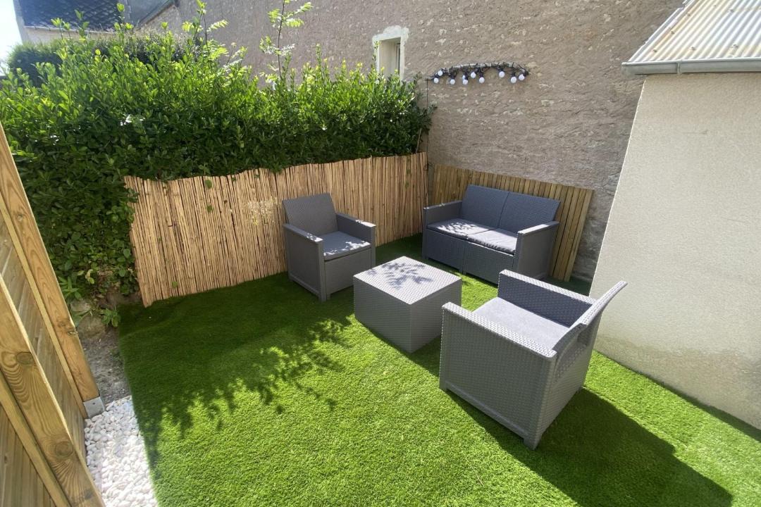 Photo of Patio Balcony in Luc-sur-Mer