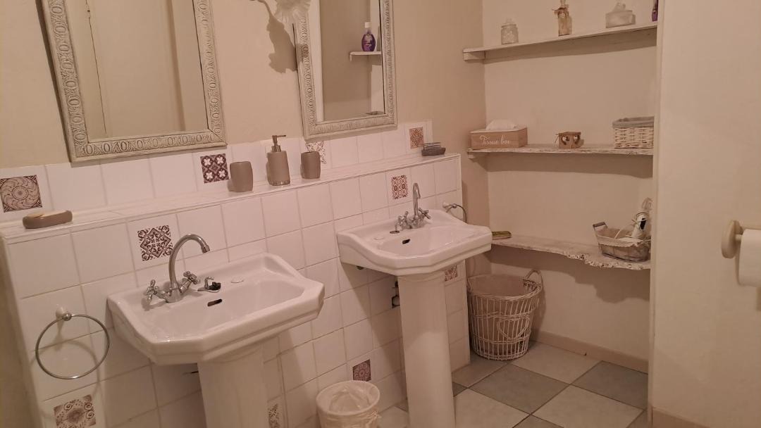 Photo of Bathroom in Realmont