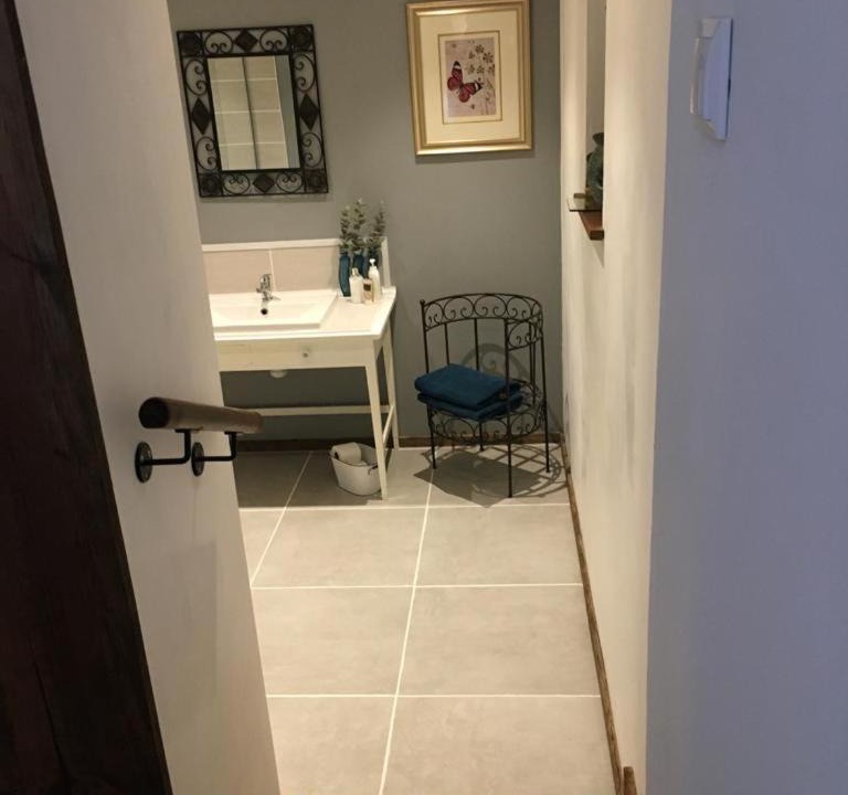 Photo of Bathroom in Madre