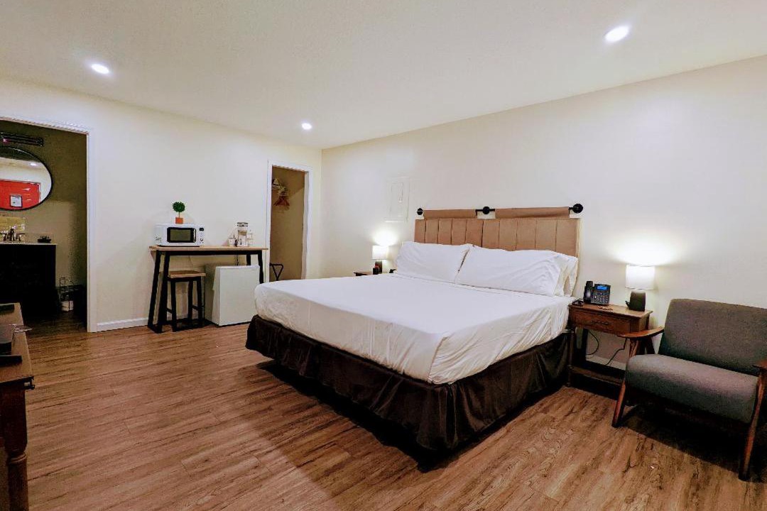 Photo of Bedroom in Dunlap
