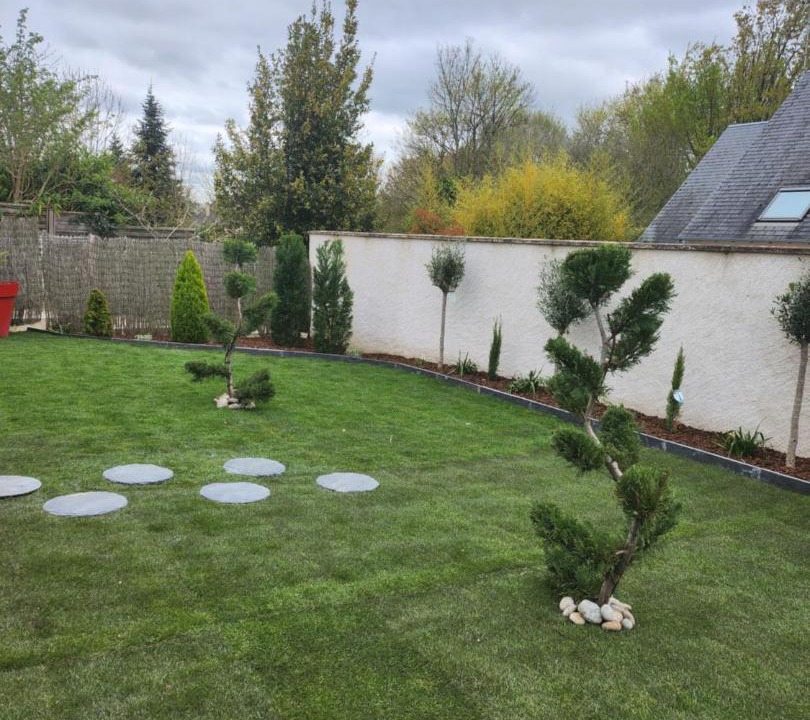 Photo of Buildings in Veigne