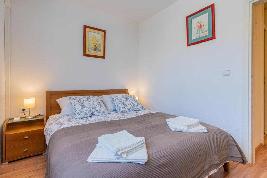 Photo of Bedroom in Cres