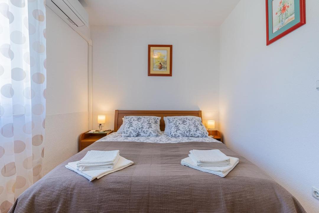 Photo of Bedroom in Cres