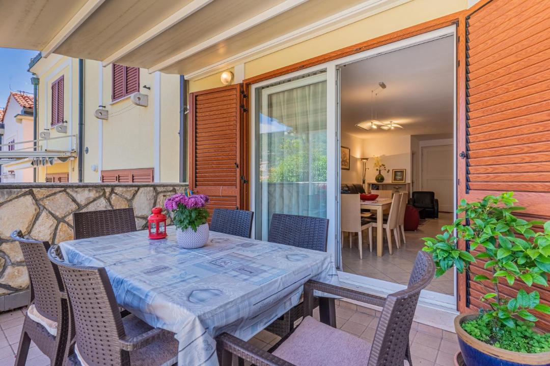 Photo of Patio Balcony in Cres