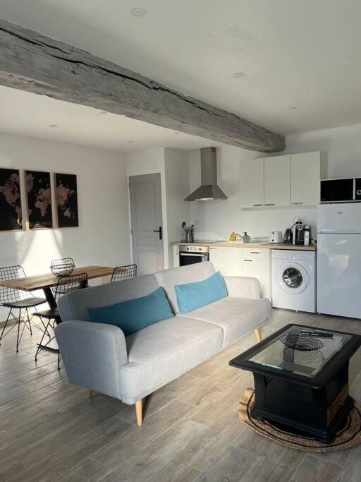 Photo of Livingroom in Guecelard