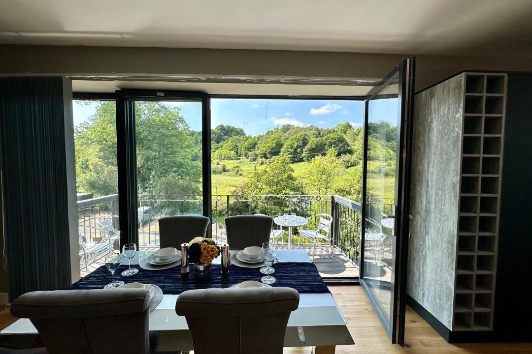 Photo of Others in Ainley Top