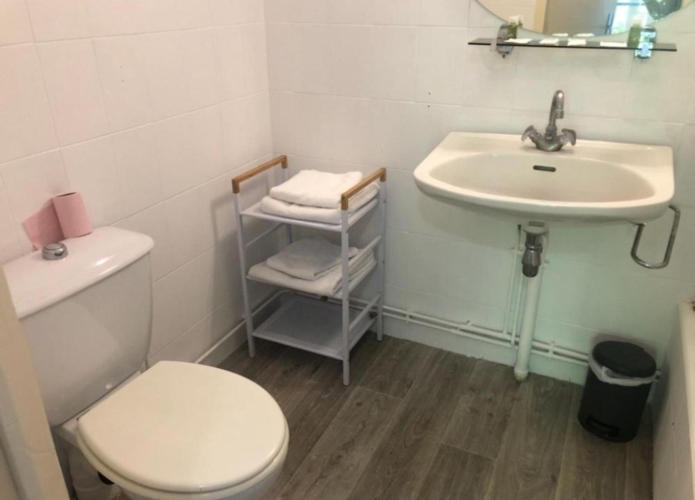 Photo of Others in Geilles