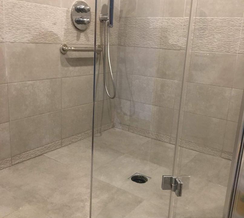 Photo of Bathroom in Genainville