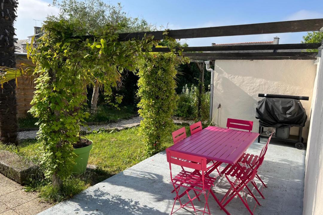 Photo of Patio Balcony in Le Vivier-sur-Mer