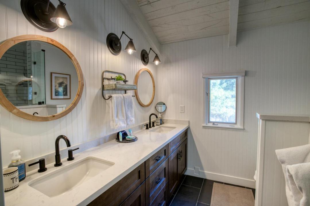 Photo of Bathroom in Pinetop