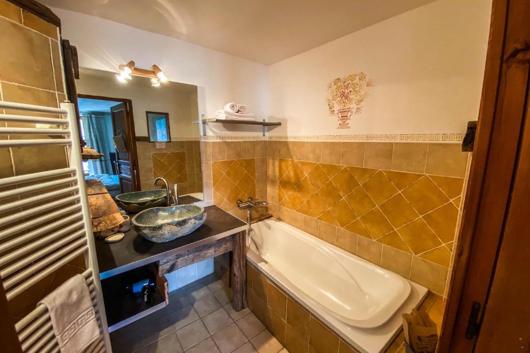 Photo of Others in Baratier