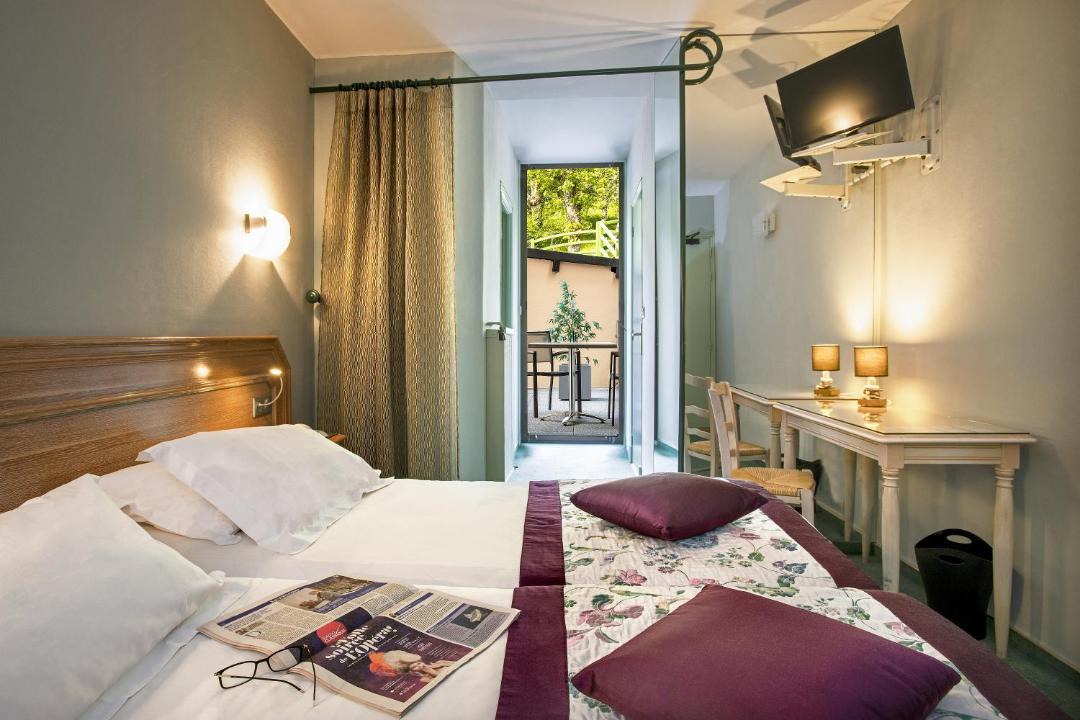Photo of Bedroom in Meyrueis