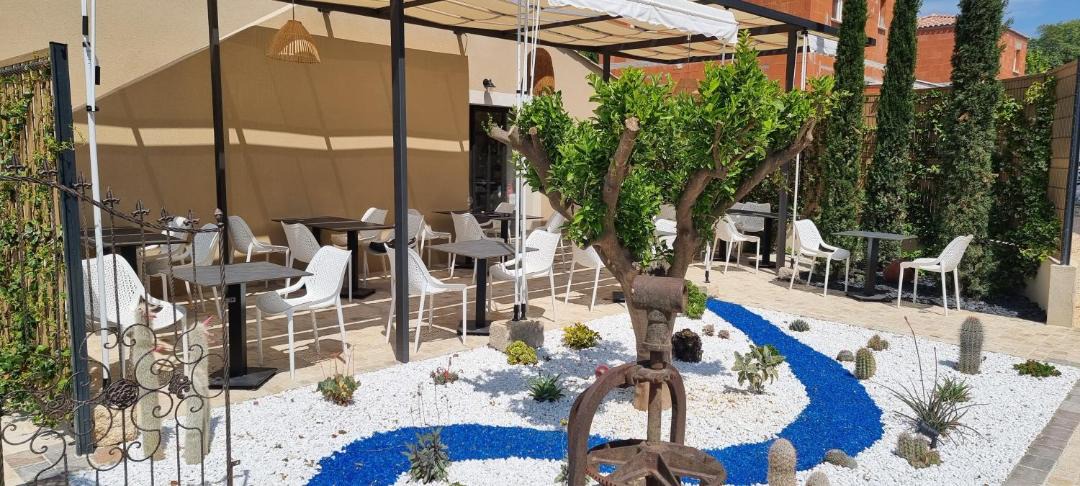 Photo of Others in Saint-Quentin-la-Poterie