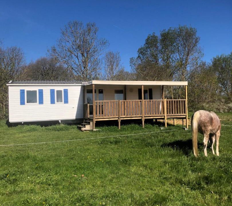 Photo of Buildings in Damiatte