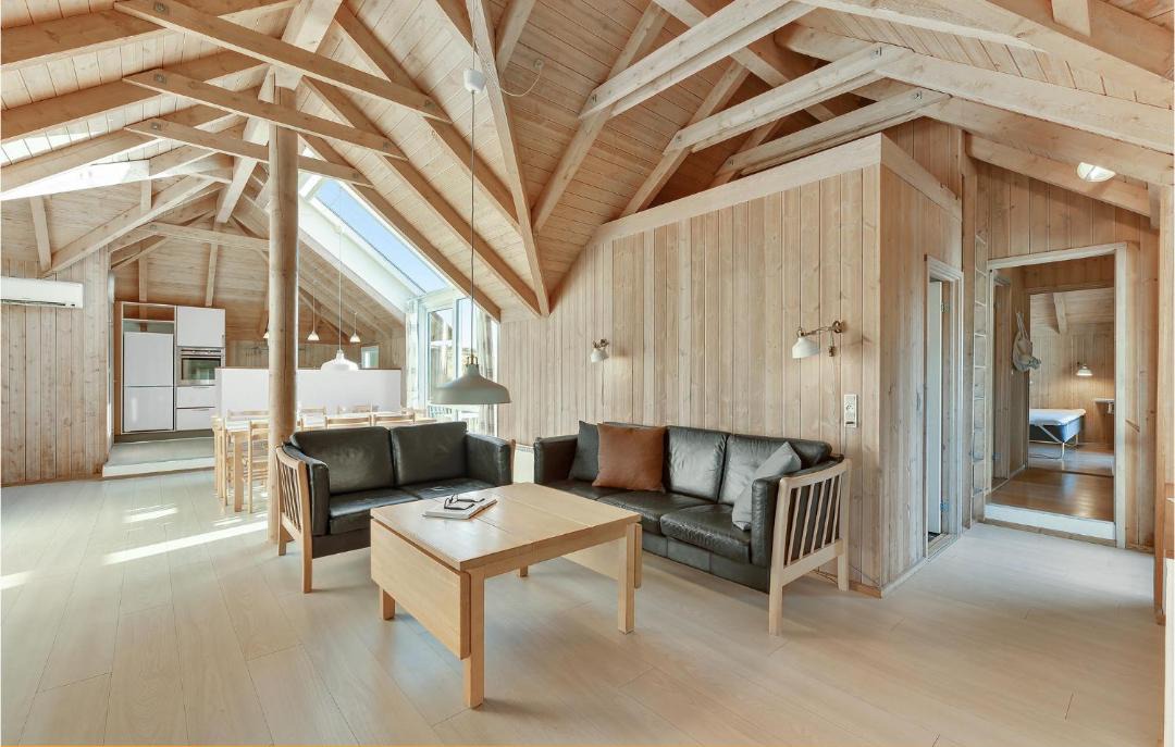 Photo of Others in Haurvig