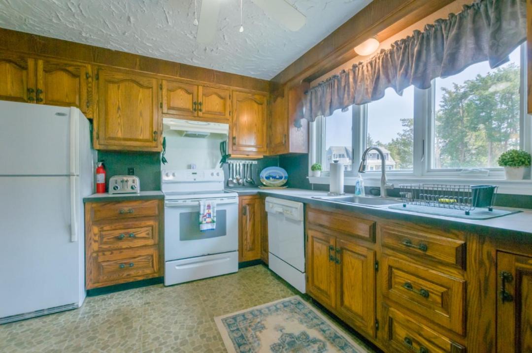 Photo of Others in Buzzards Bay