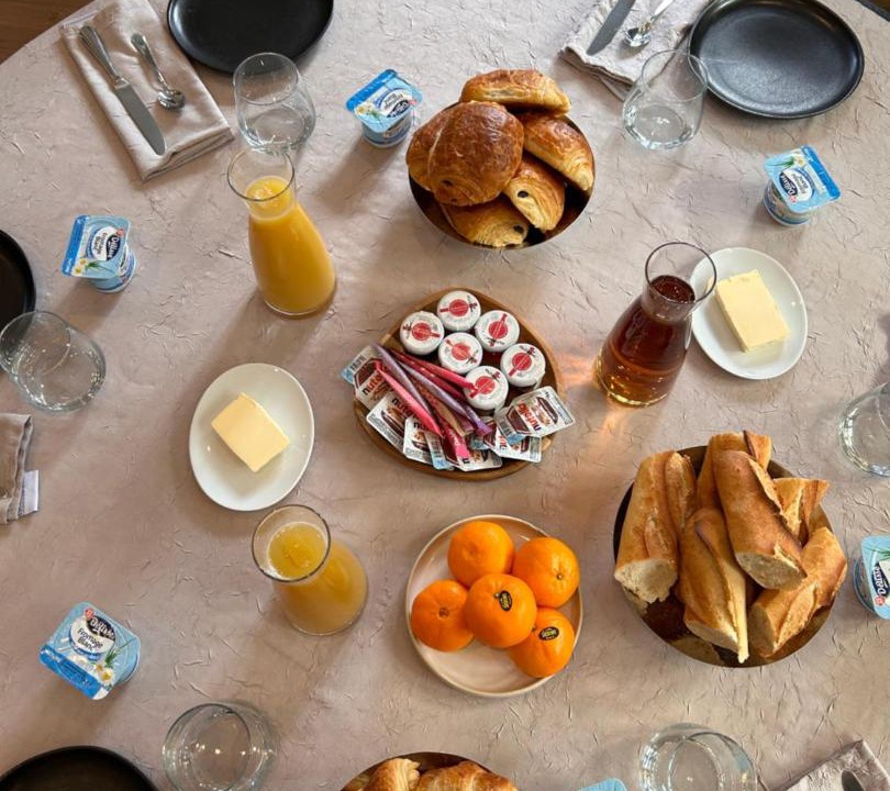 Photo of Others in Anet