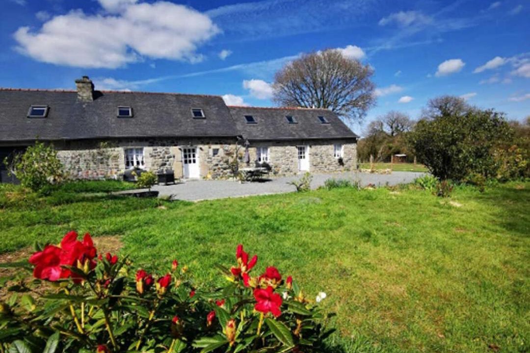 Photo of Buildings in Guingamp-Paimpol Armor-Argoat Agglomeration