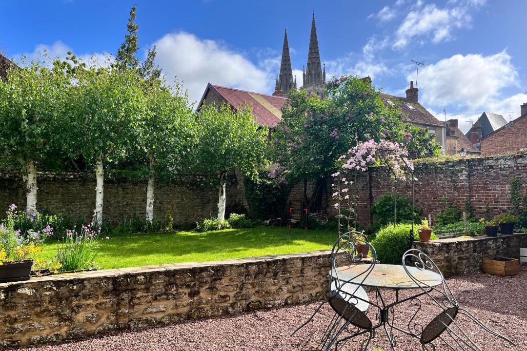Photo of Patio Balcony in Sees
