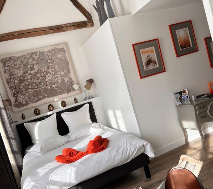 Photo of Others in Anet