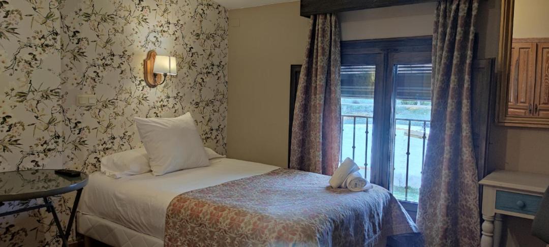 Photo of Bedroom in Canamares