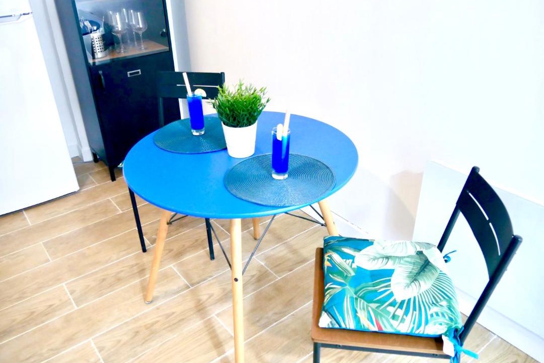 Photo of Others in Sens