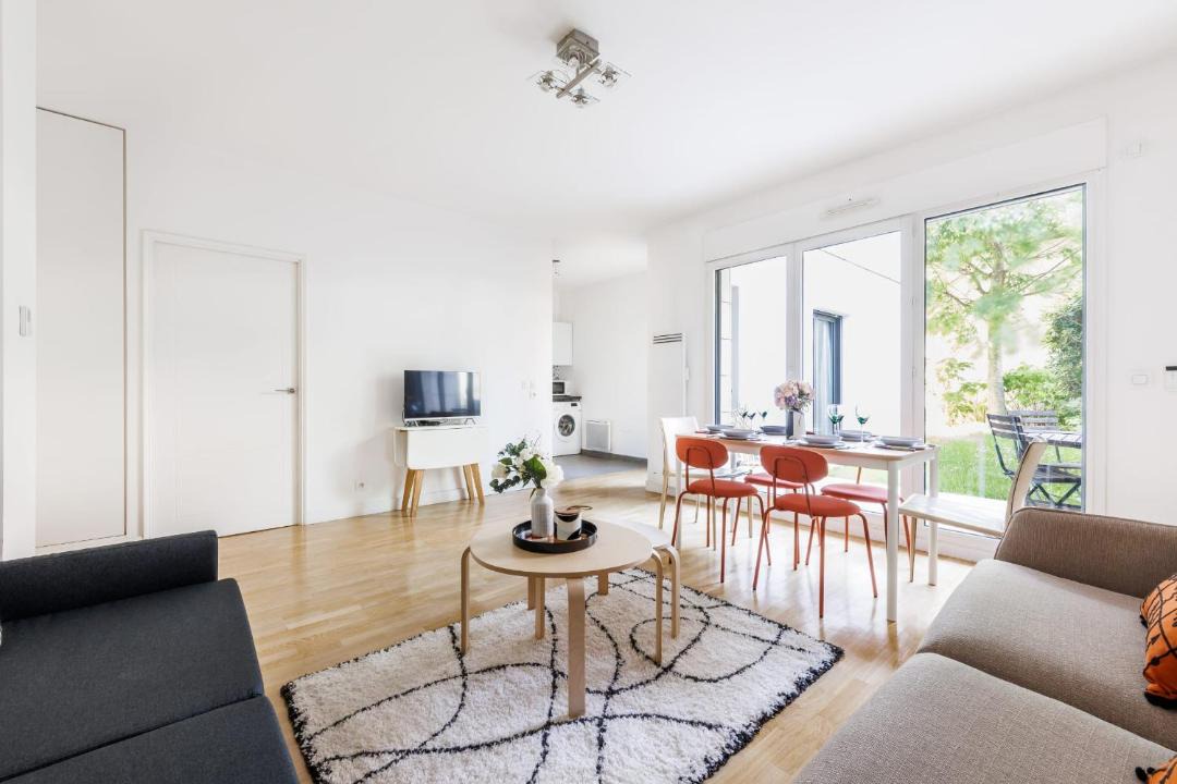 Photo of Livingroom in Vanves