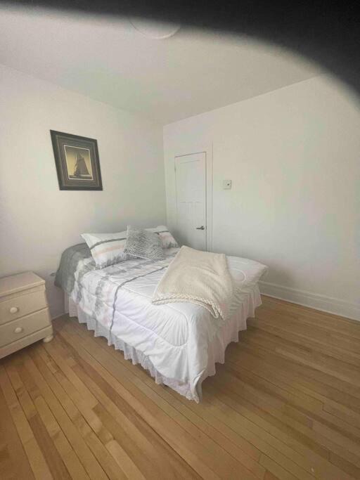 Photo of Bedroom in Drummondville