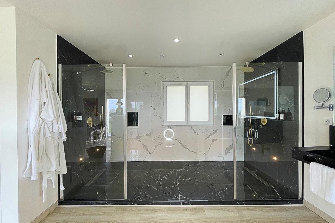 Photo of Bathroom in Verdelot