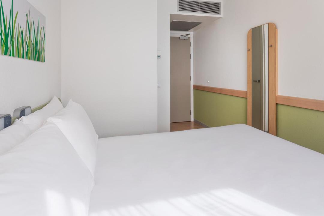 Photo of Bedroom in La Jota
