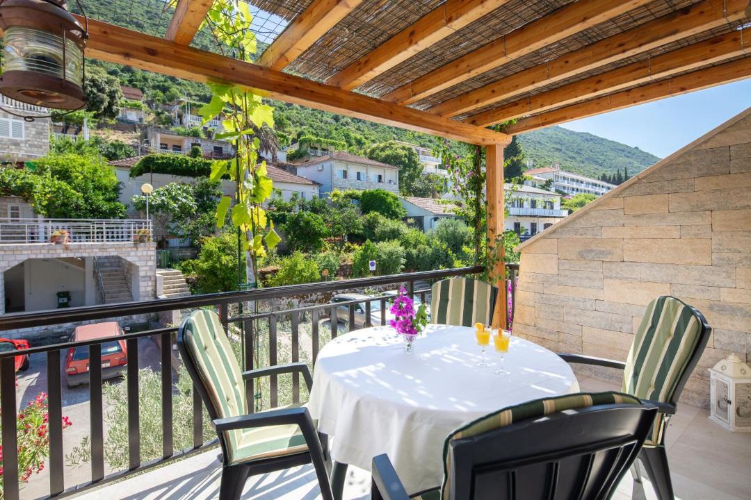 Photo of Patio Balcony in Trpanj