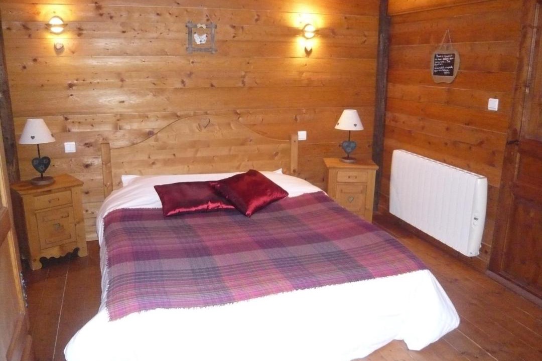 Photo of Bedroom in Vaulx