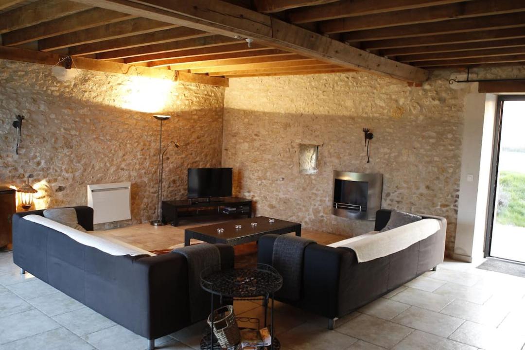 Photo of Livingroom in Saint-Hilaire-sur-Puiseaux