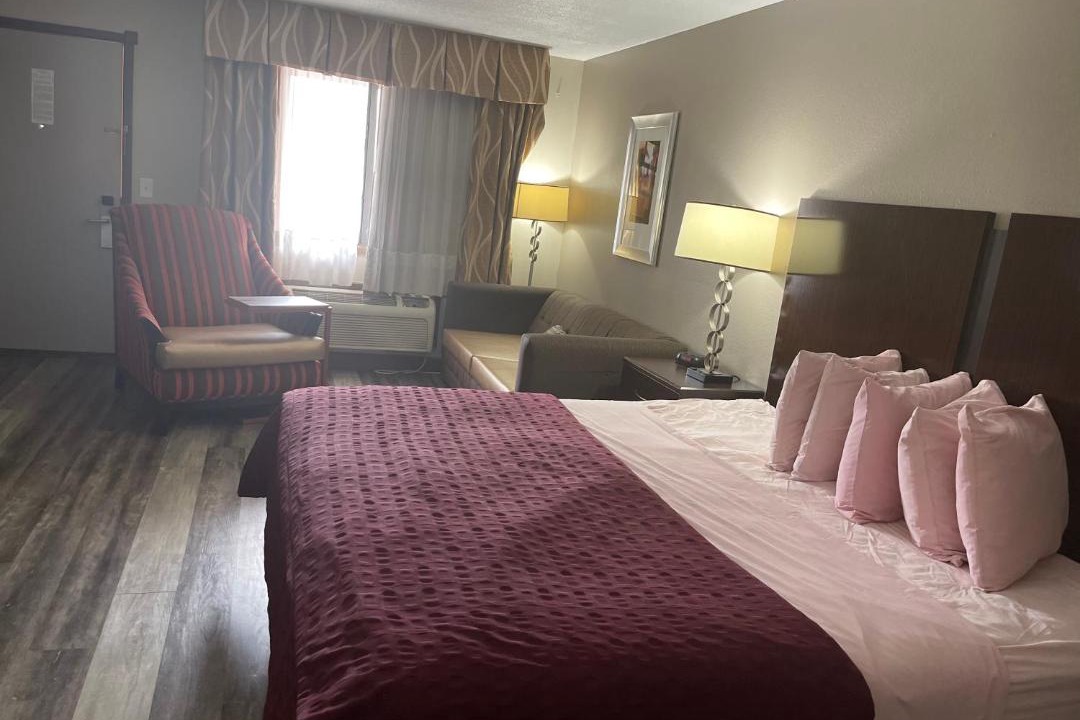 Photo of Bedroom in Mountain Grove