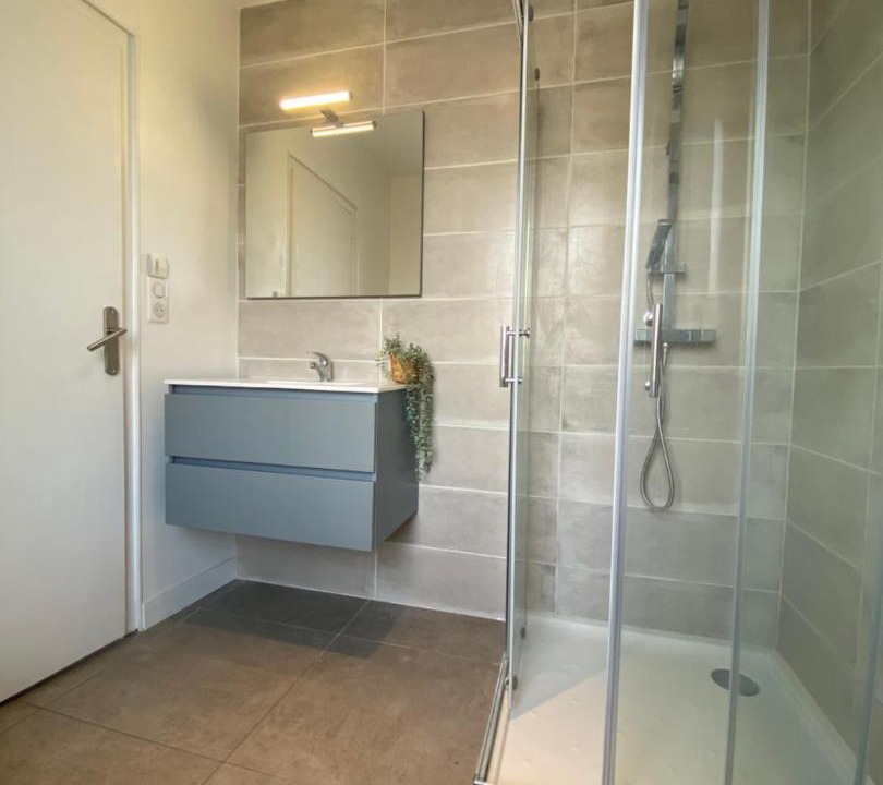 Photo of Bathroom in Guemene-Penfao