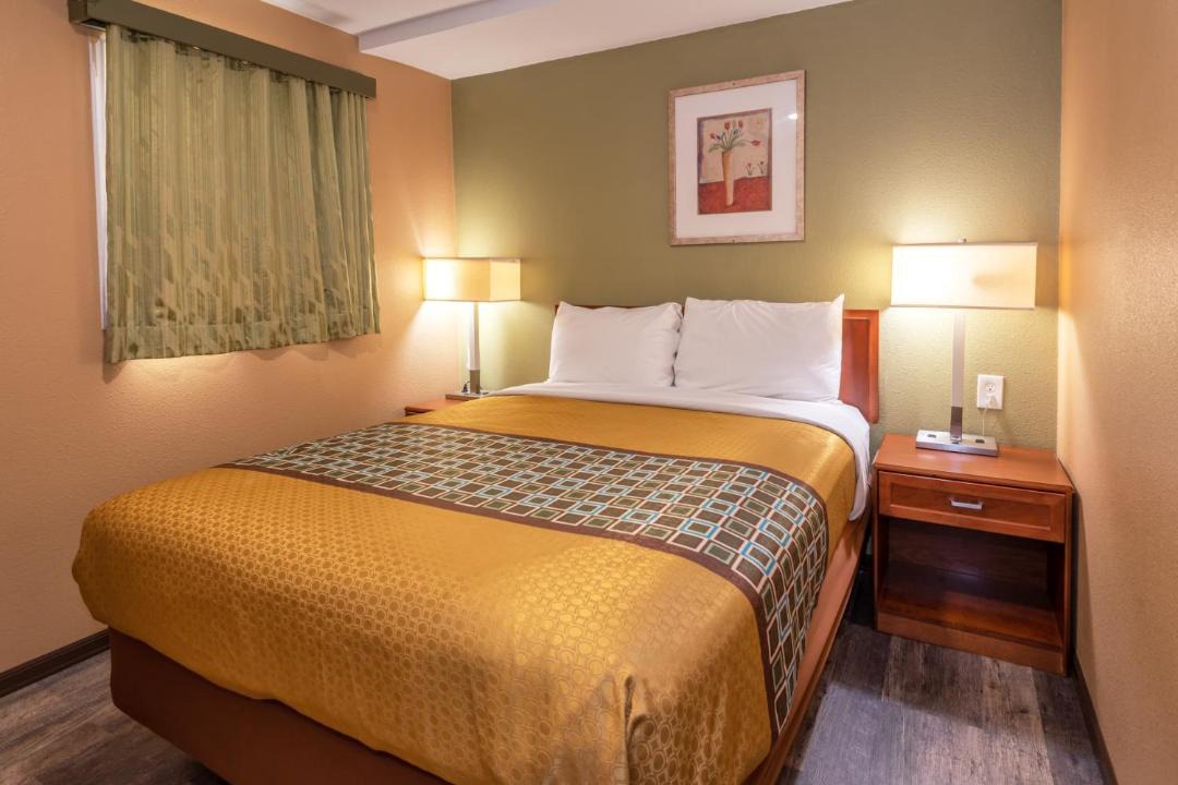 Photo of Others in Forks