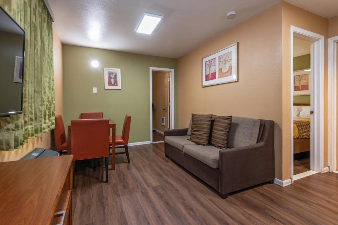 Photo of Others in Forks