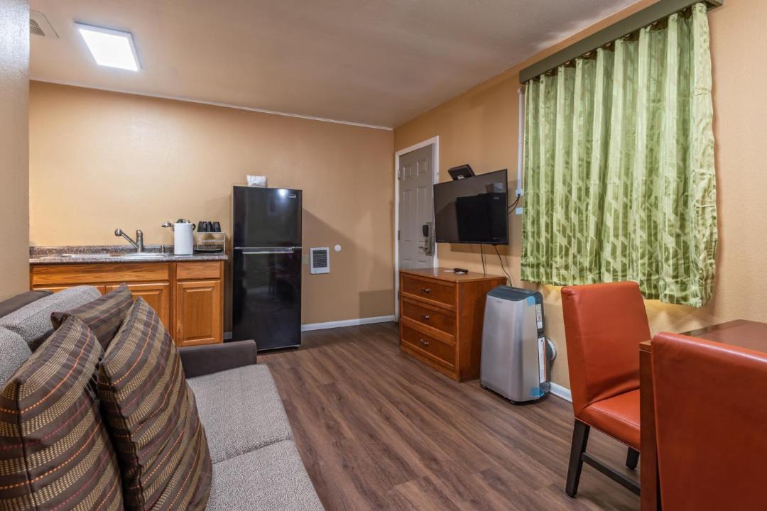 Photo of Others in Forks