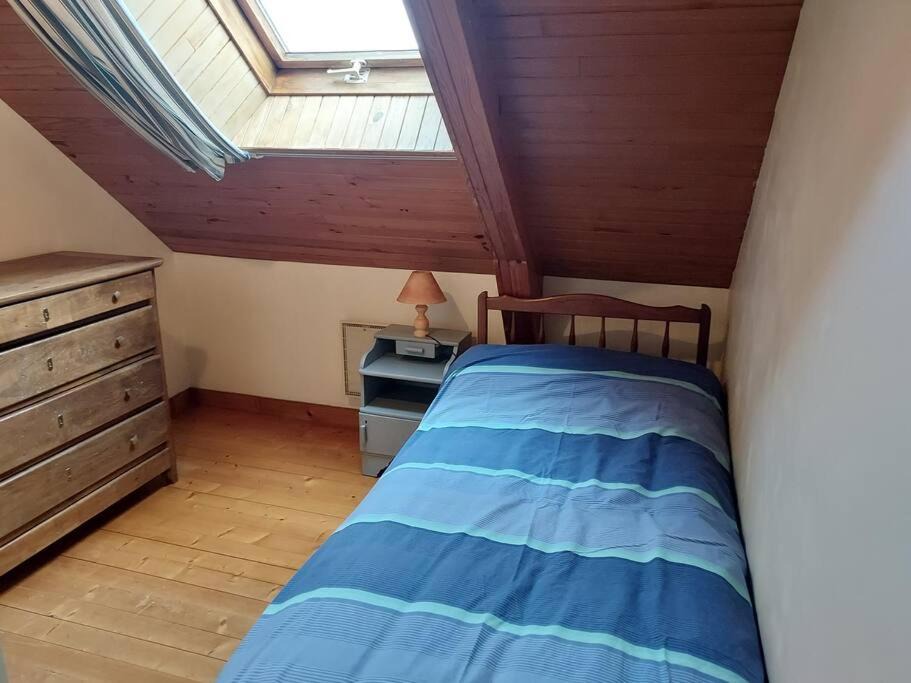 Photo of Bedroom in Pont-de-Buis-les-Quimerch