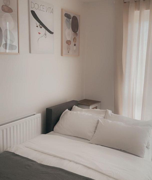 Photo of Others in Thames