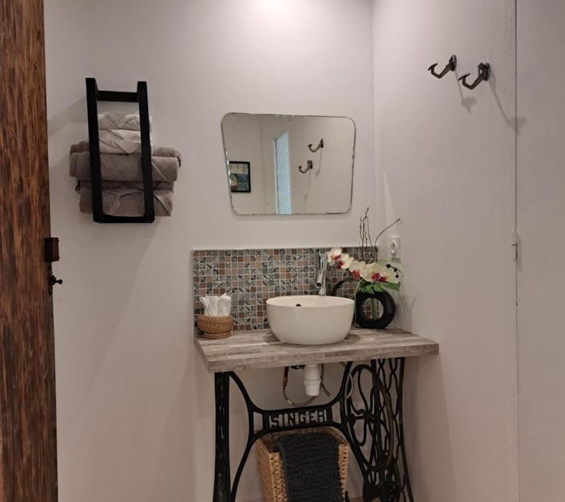 Photo of Bathroom in Douzens