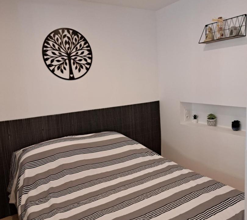 Photo of Bedroom in Douzens
