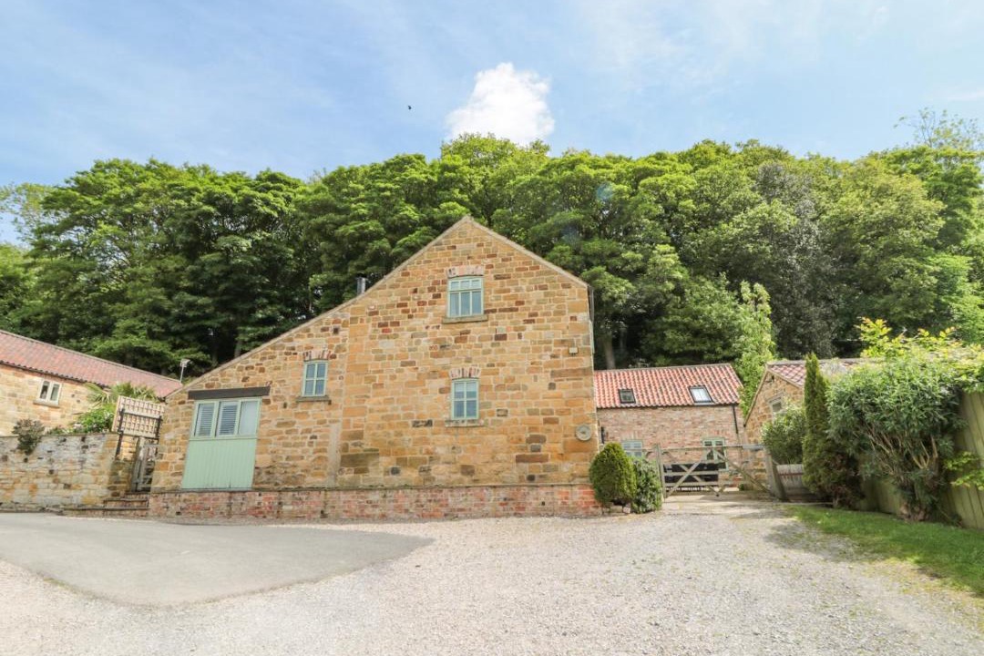 Photo of Buildings in Scawton