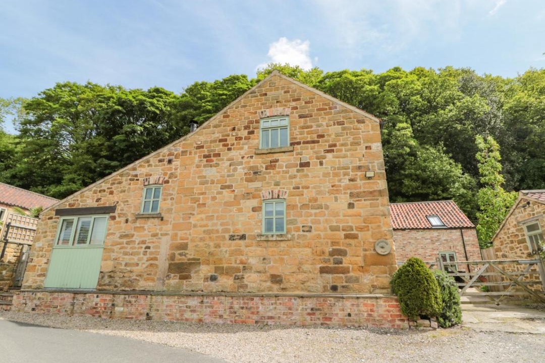 Photo of Buildings in Scawton