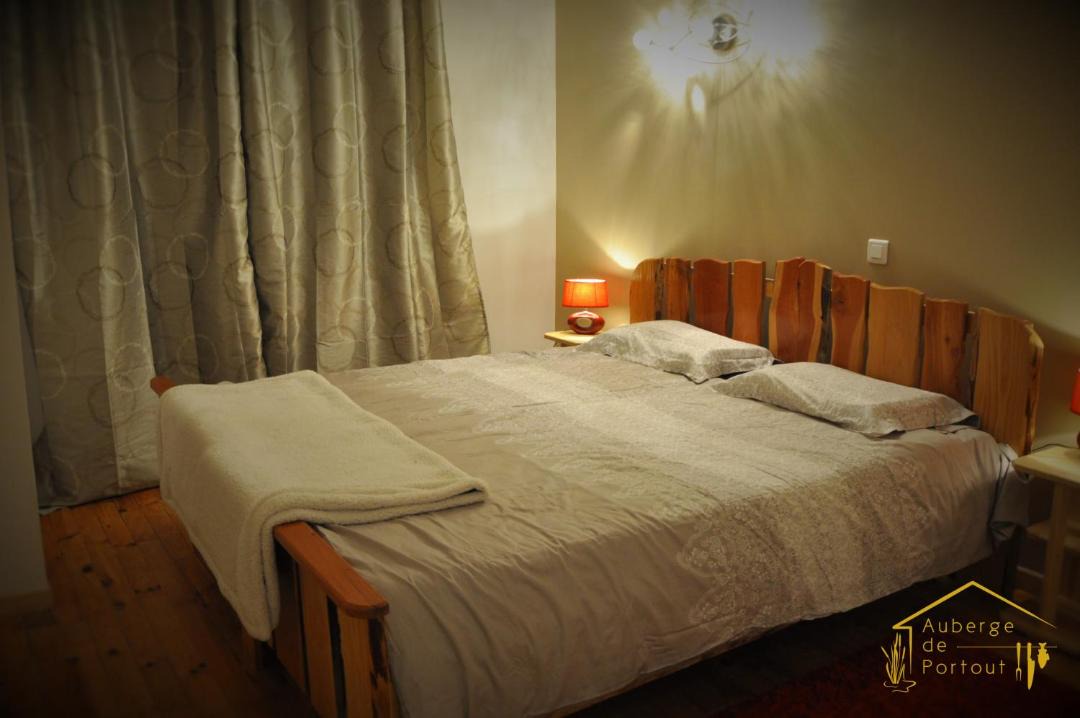 Photo of Others in Conjux