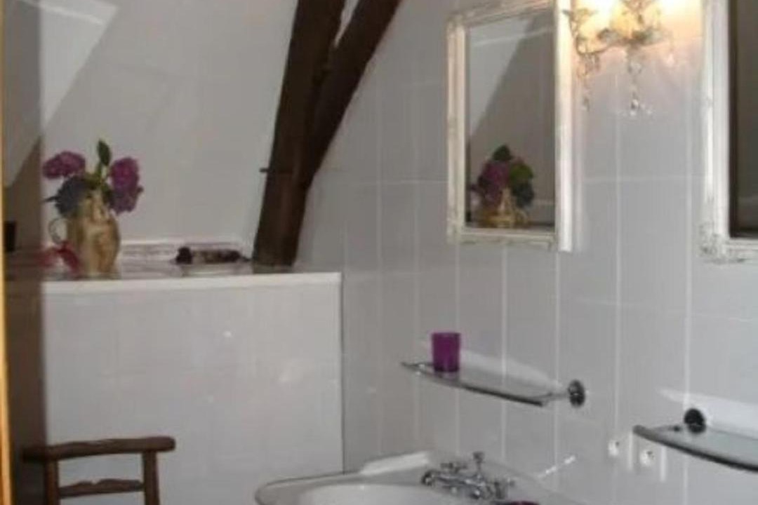 Photo of Bathroom in Ligre