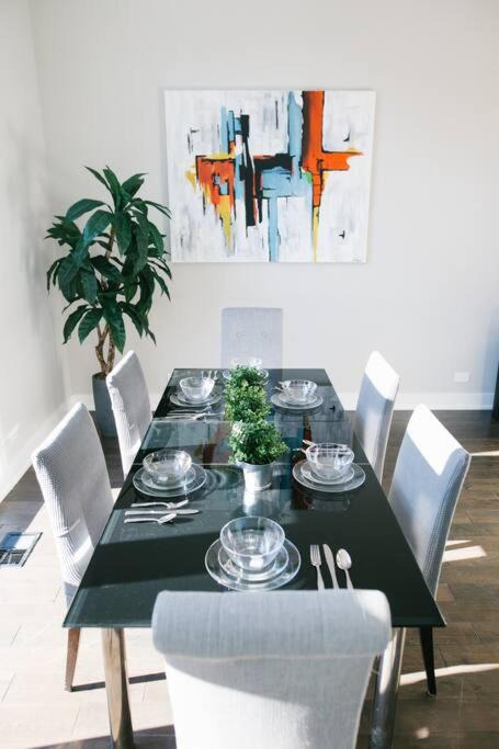 Photo of Others in West Bucktown