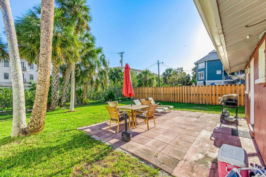 Photo of Patio Balcony in Ilexhurst